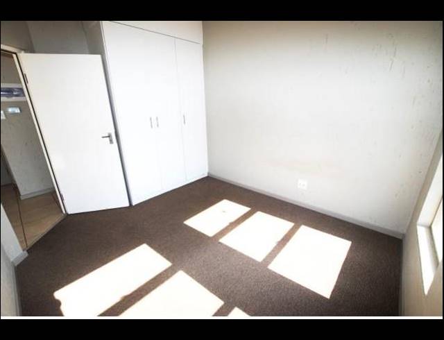 1 BEDROOM APARTMENT FOR SALE IN LONEHILL